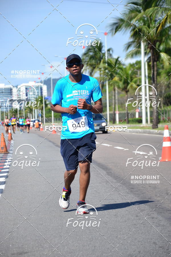 Buy your photos of the event21KES - Meia Maratona do Esprito Santo on Fotop