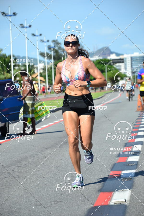 Buy your photos of the event21KES - Meia Maratona do Esprito Santo on Fotop