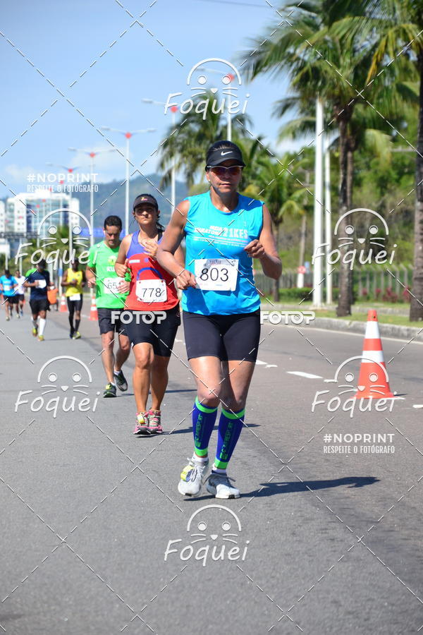 Buy your photos of the event21KES - Meia Maratona do Esprito Santo on Fotop