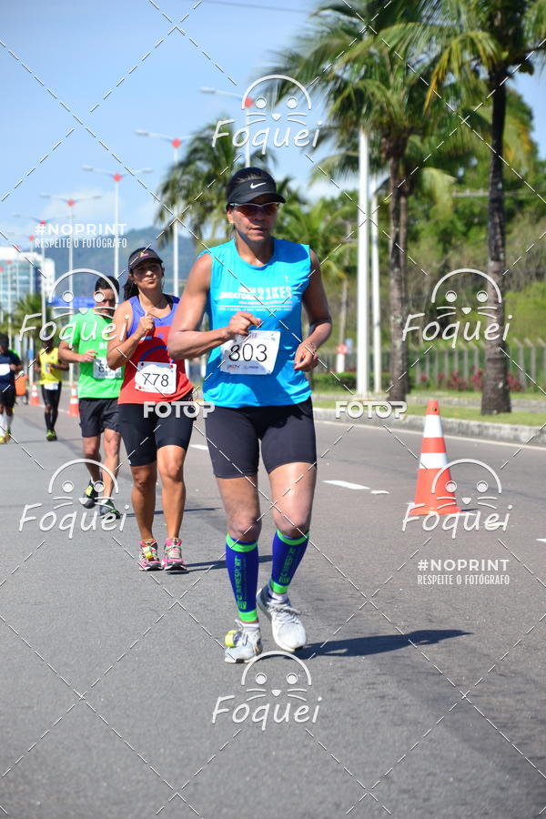 Buy your photos of the event21KES - Meia Maratona do Esprito Santo on Fotop