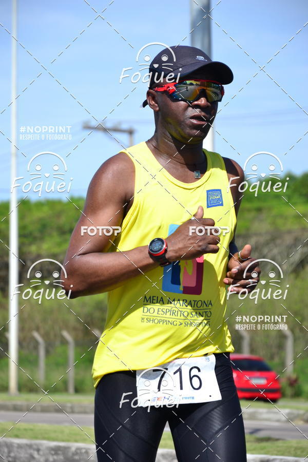 Buy your photos of the event21KES - Meia Maratona do Esprito Santo on Fotop