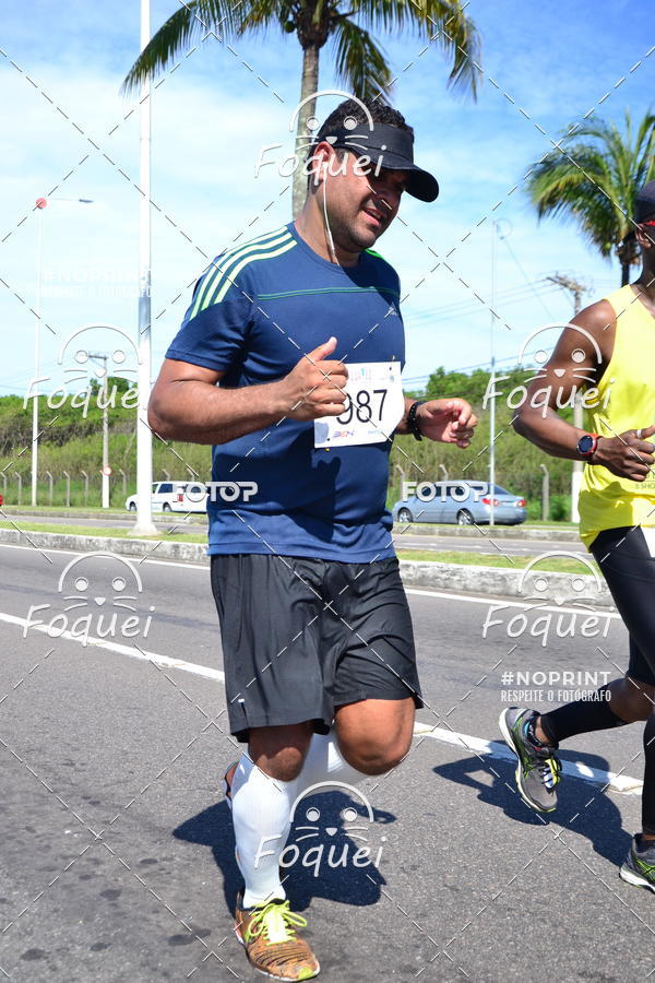 Buy your photos of the event21KES - Meia Maratona do Esprito Santo on Fotop