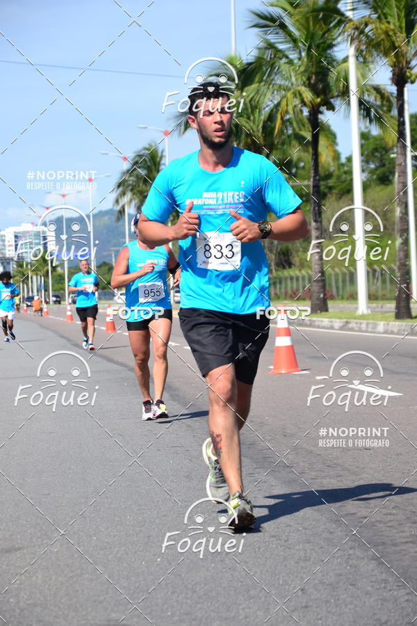 Buy your photos of the event21KES - Meia Maratona do Esprito Santo on Fotop