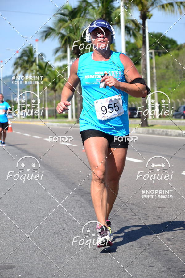 Buy your photos of the event21KES - Meia Maratona do Esprito Santo on Fotop