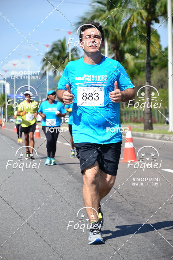 Buy your photos of the event21KES - Meia Maratona do Esprito Santo on Fotop
