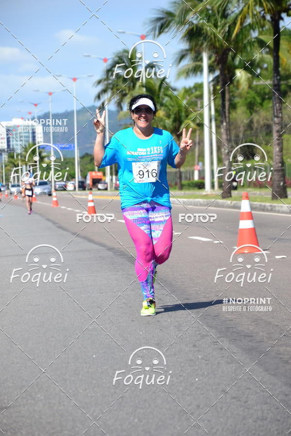 Buy your photos of the event21KES - Meia Maratona do Esprito Santo on Fotop