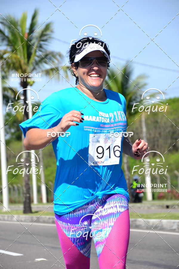 Buy your photos of the event21KES - Meia Maratona do Esprito Santo on Fotop