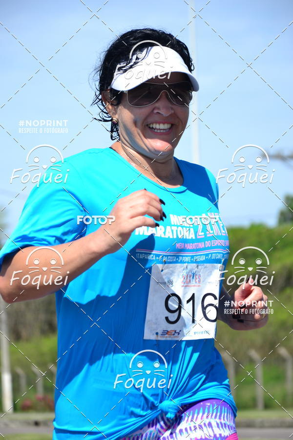 Buy your photos of the event21KES - Meia Maratona do Esprito Santo on Fotop