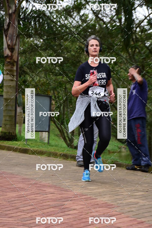 Buy your photos of the eventCorrida Todos pelo Caio on Fotop