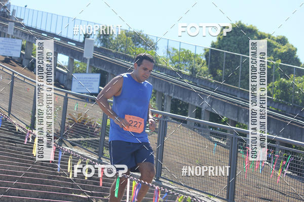 Compra tus fotos del eventoDesafio Escadaria Igreja da Penha En Fotop