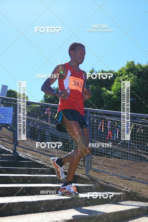 Buy your photos of the eventDesafio Escadaria Igreja da Penha on Fotop