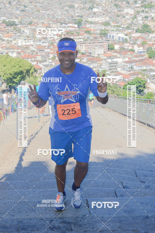 Compra tus fotos del eventoDesafio Escadaria Igreja da Penha En Fotop