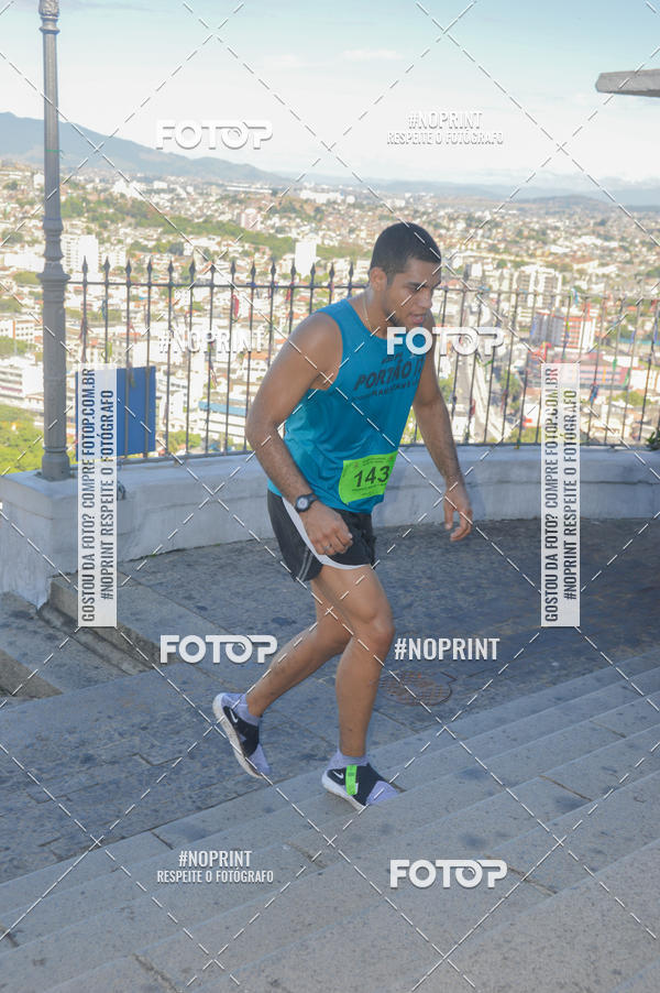 Compra tus fotos del eventoDesafio Escadaria Igreja da Penha En Fotop