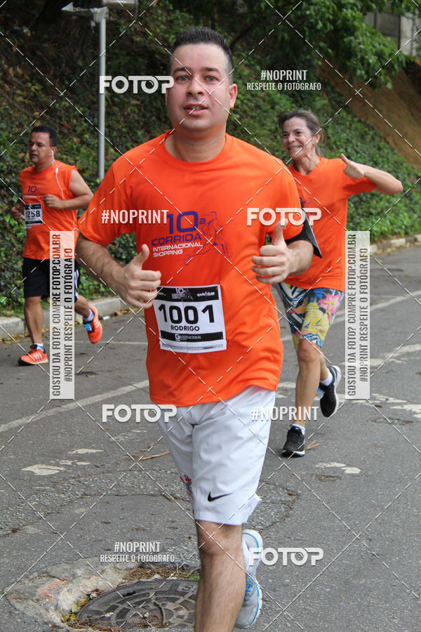 Buy your photos of the event10 Corrida Internacional Shopping - Guarulhos on Fotop