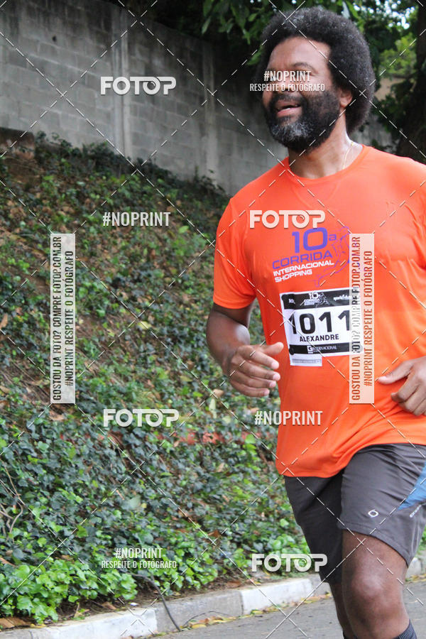 Buy your photos of the event10 Corrida Internacional Shopping - Guarulhos on Fotop