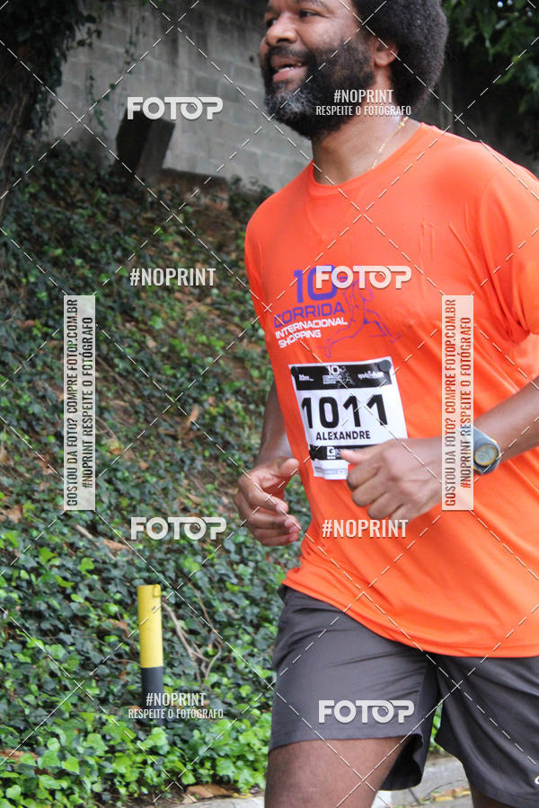 Buy your photos of the event10 Corrida Internacional Shopping - Guarulhos on Fotop