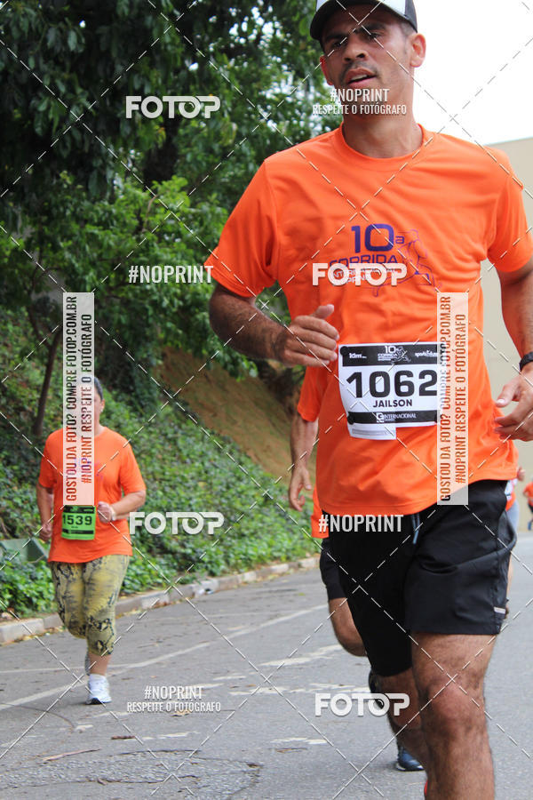 Buy your photos of the event10 Corrida Internacional Shopping - Guarulhos on Fotop
