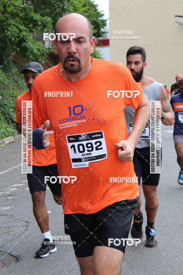 Buy your photos of the event10 Corrida Internacional Shopping - Guarulhos on Fotop