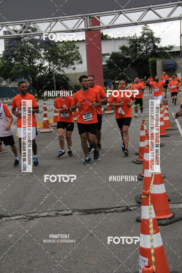 Buy your photos of the event10 Corrida Internacional Shopping - Guarulhos on Fotop