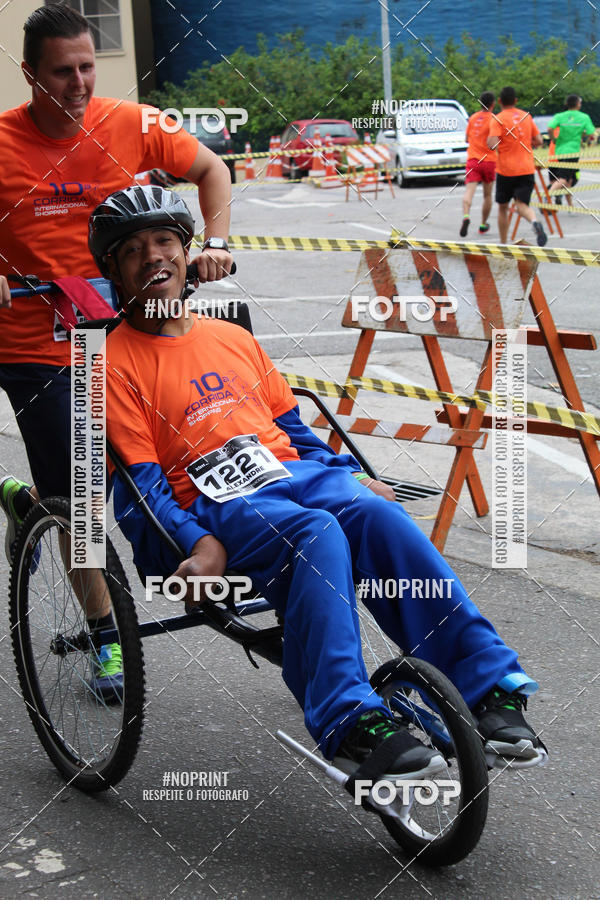 Buy your photos of the event10 Corrida Internacional Shopping - Guarulhos on Fotop