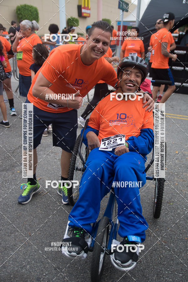 Buy your photos of the event10� Corrida Internacional Shopping - Guarulhos on Fotop