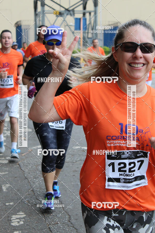 Buy your photos of the event10 Corrida Internacional Shopping - Guarulhos on Fotop