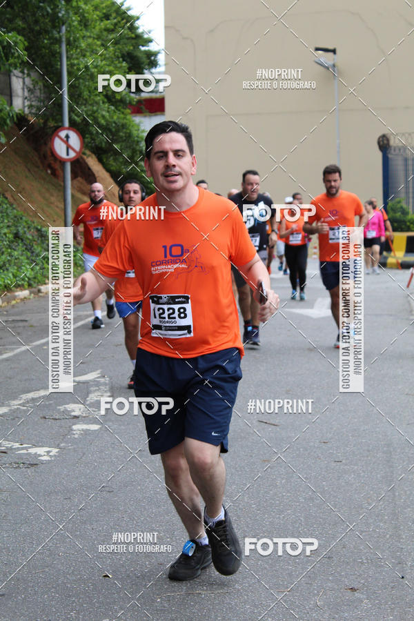 Buy your photos of the event10 Corrida Internacional Shopping - Guarulhos on Fotop