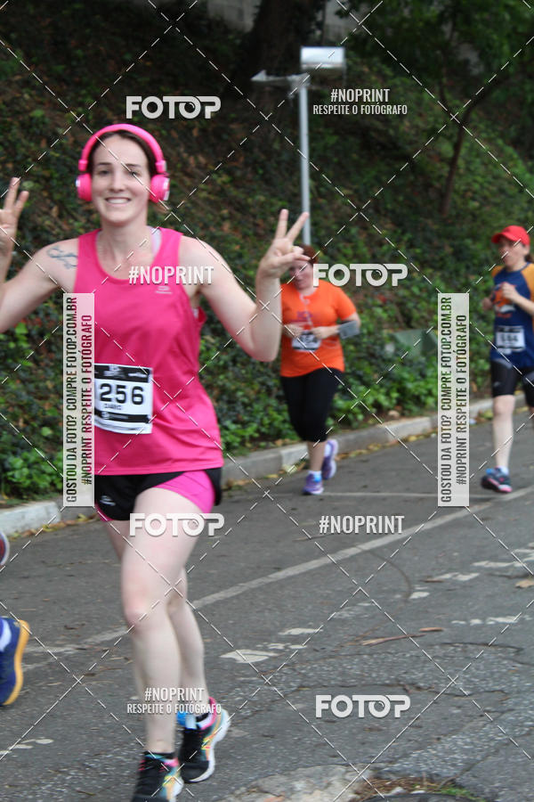 Buy your photos of the event10 Corrida Internacional Shopping - Guarulhos on Fotop