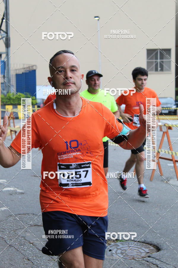 Buy your photos of the event10 Corrida Internacional Shopping - Guarulhos on Fotop