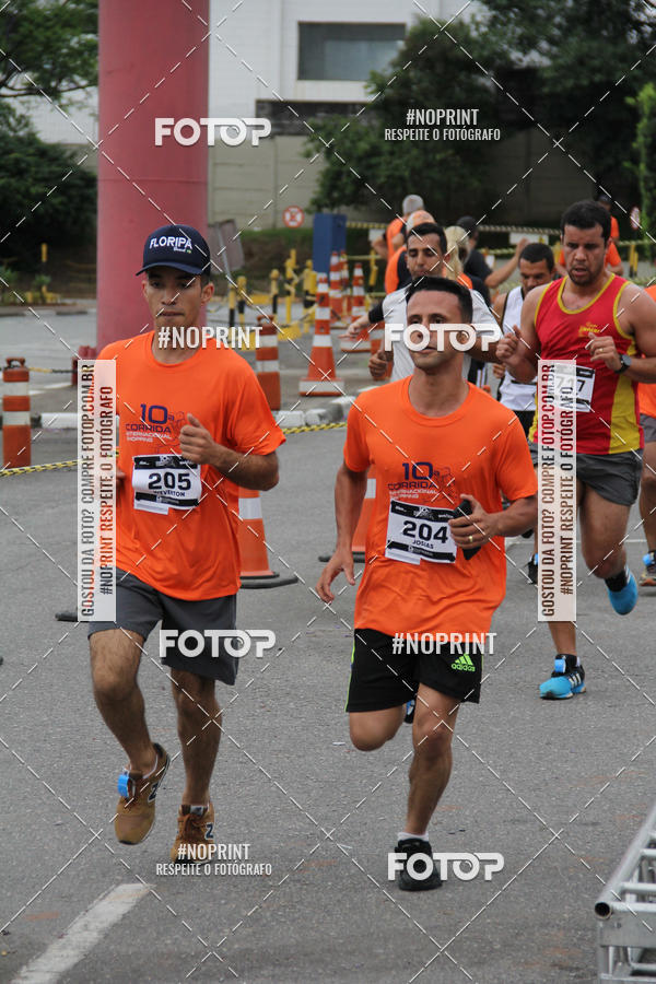 Buy your photos of the event10 Corrida Internacional Shopping - Guarulhos on Fotop