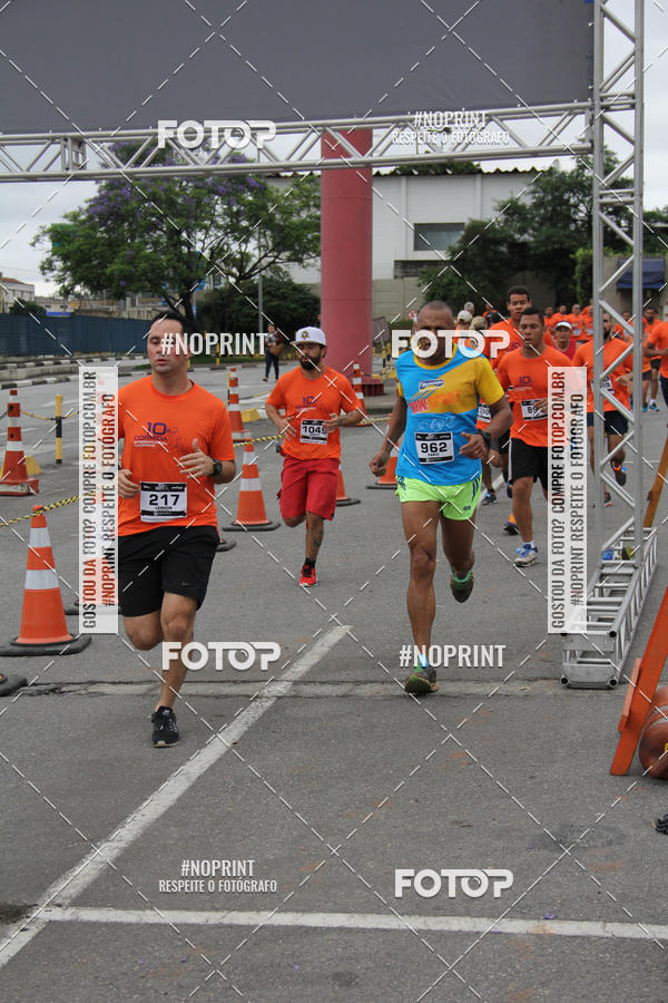 Buy your photos of the event10 Corrida Internacional Shopping - Guarulhos on Fotop
