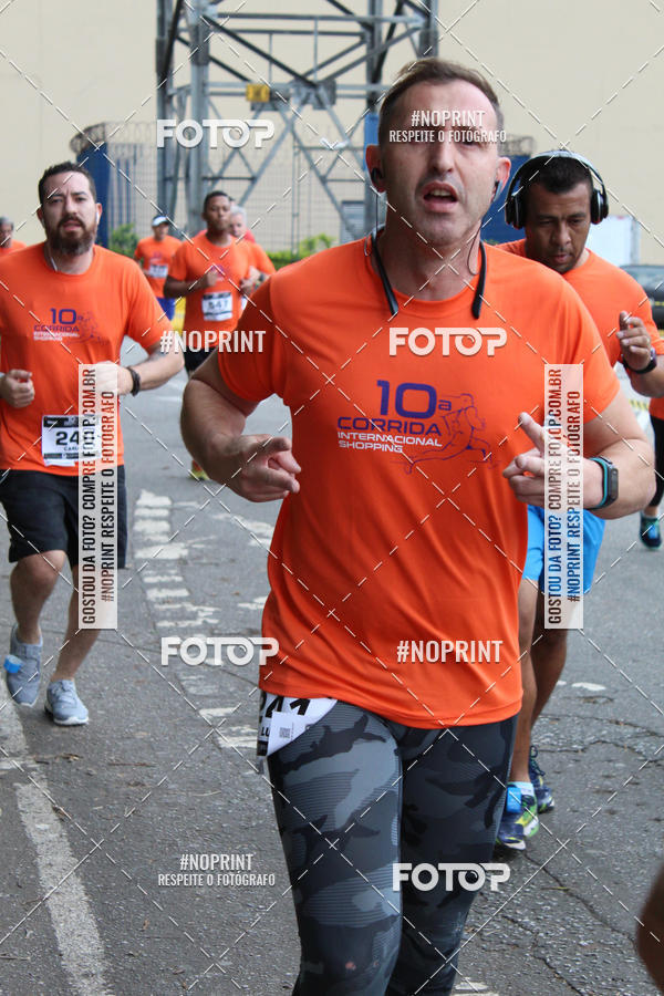 Buy your photos of the event10� Corrida Internacional Shopping - Guarulhos on Fotop