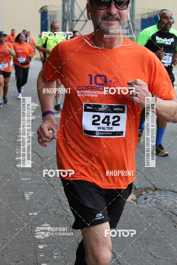 Buy your photos of the event10� Corrida Internacional Shopping - Guarulhos on Fotop