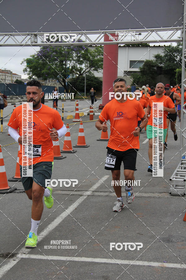 Buy your photos of the event10 Corrida Internacional Shopping - Guarulhos on Fotop
