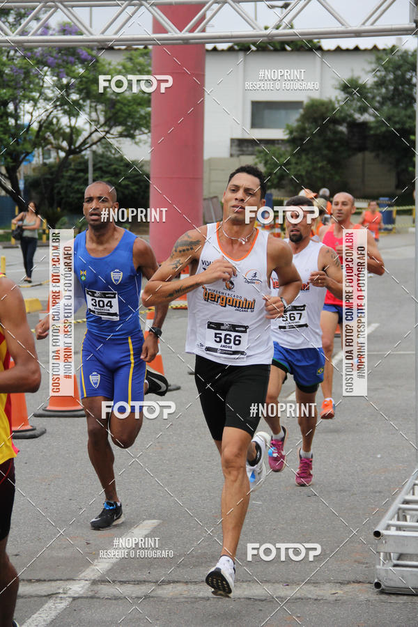 Buy your photos of the event10� Corrida Internacional Shopping - Guarulhos on Fotop