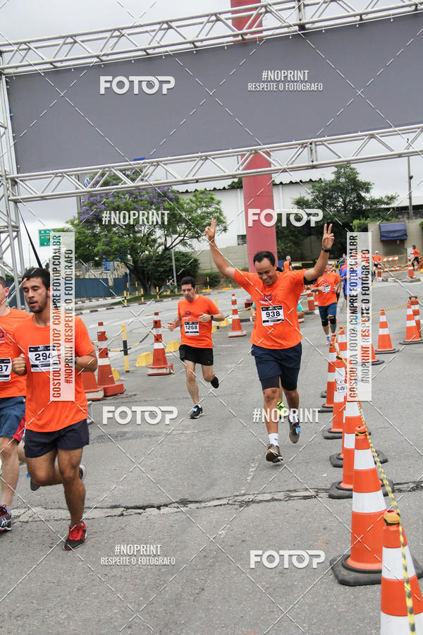 Buy your photos of the event10 Corrida Internacional Shopping - Guarulhos on Fotop