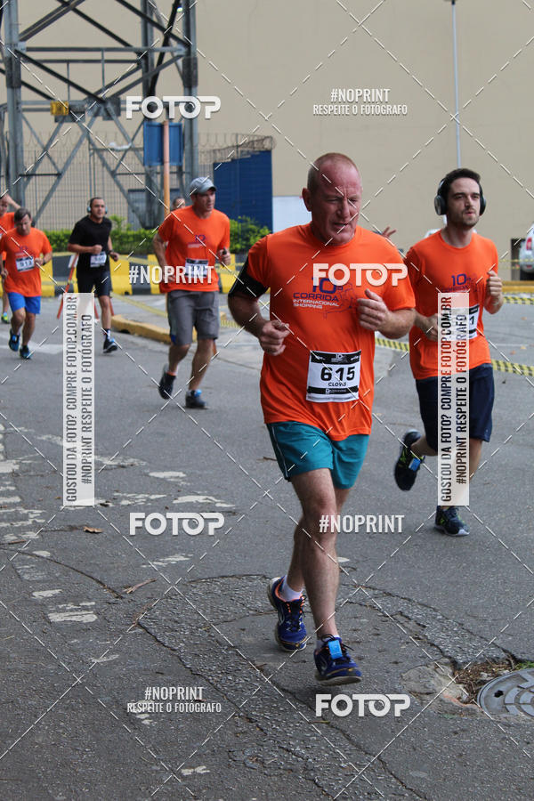 Buy your photos of the event10 Corrida Internacional Shopping - Guarulhos on Fotop