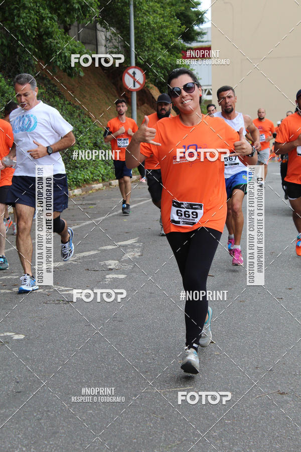 Buy your photos of the event10 Corrida Internacional Shopping - Guarulhos on Fotop