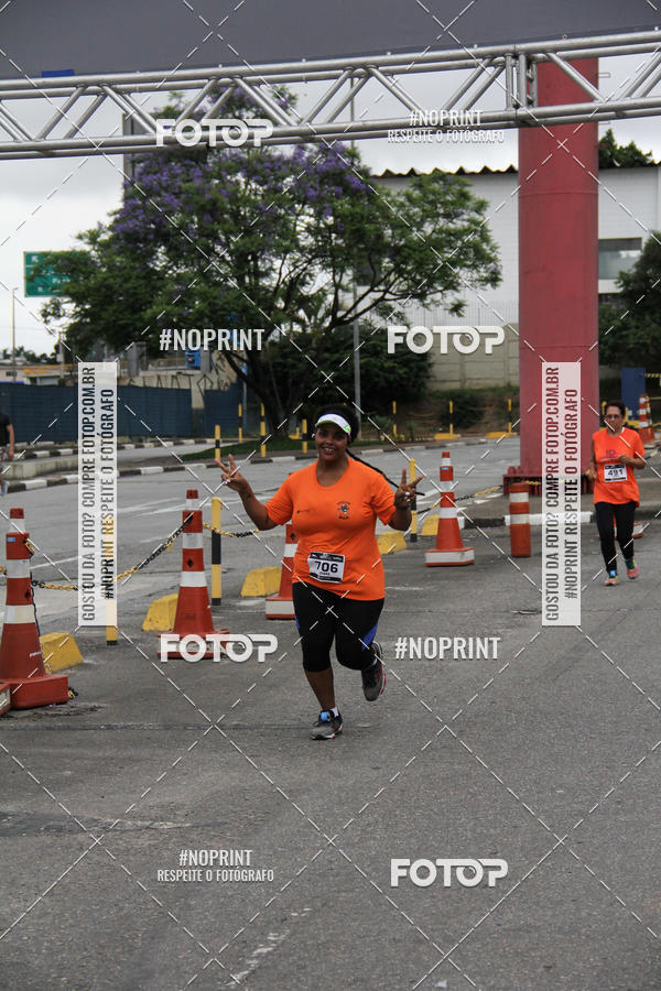 Buy your photos of the event10 Corrida Internacional Shopping - Guarulhos on Fotop