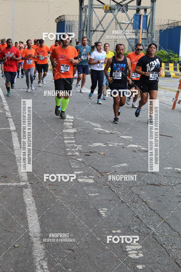 Buy your photos of the event10 Corrida Internacional Shopping - Guarulhos on Fotop