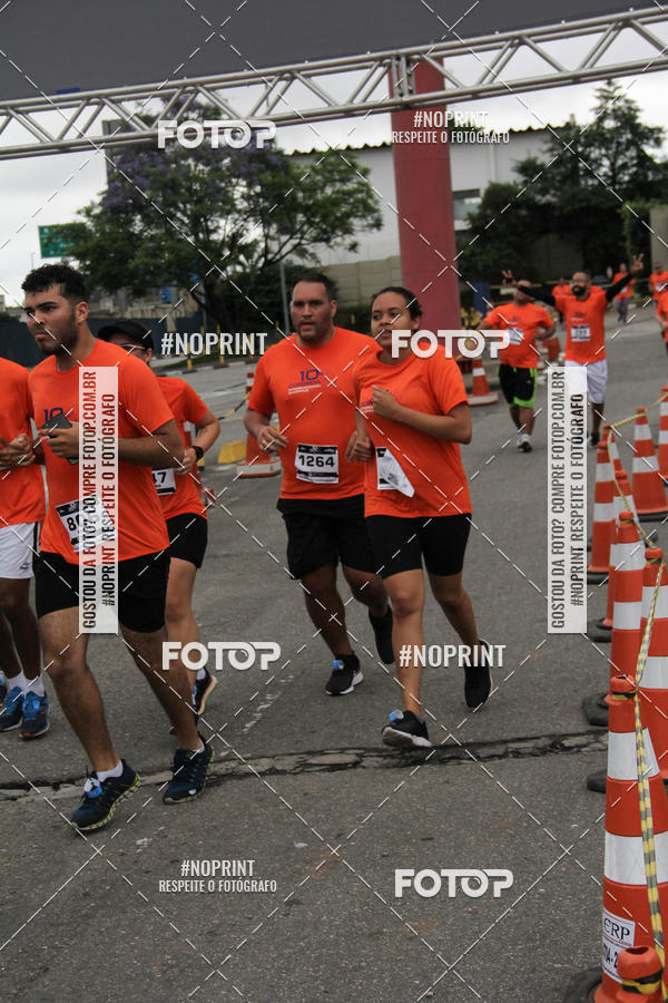 Buy your photos of the event10 Corrida Internacional Shopping - Guarulhos on Fotop