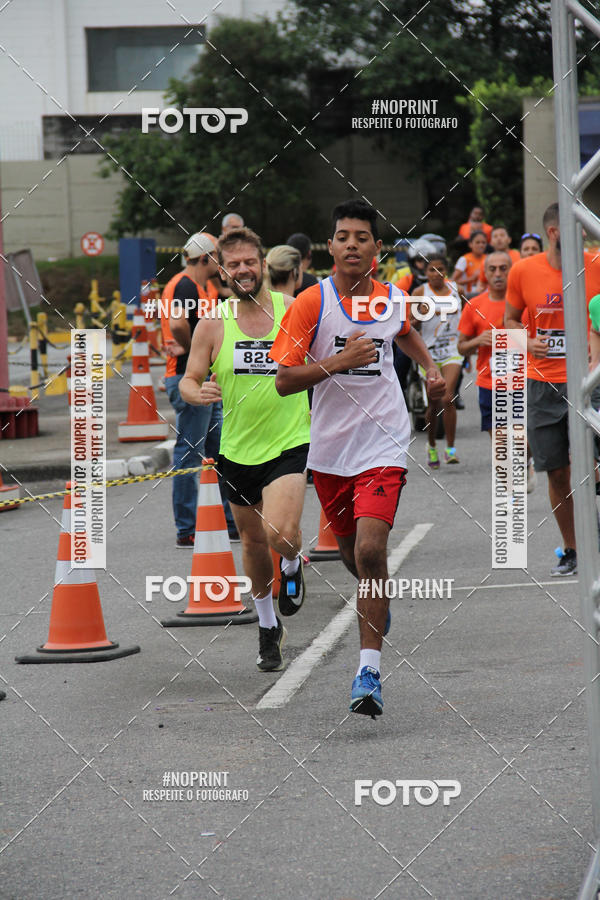 Buy your photos of the event10 Corrida Internacional Shopping - Guarulhos on Fotop