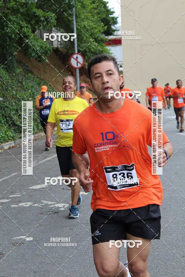 Buy your photos of the event10 Corrida Internacional Shopping - Guarulhos on Fotop