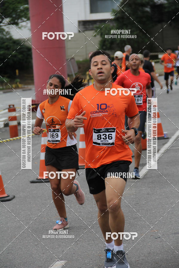 Buy your photos of the event10 Corrida Internacional Shopping - Guarulhos on Fotop
