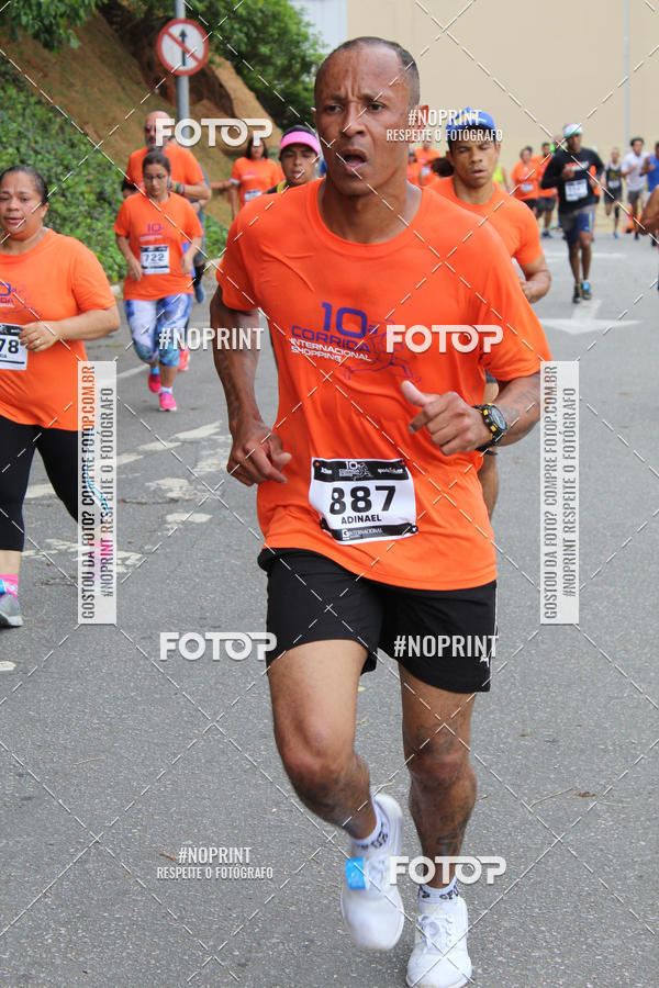 Buy your photos of the event10 Corrida Internacional Shopping - Guarulhos on Fotop