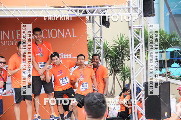 Buy your photos of the event10 Corrida Internacional Shopping - Guarulhos on Fotop