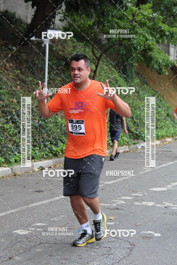 Buy your photos of the event10 Corrida Internacional Shopping - Guarulhos on Fotop