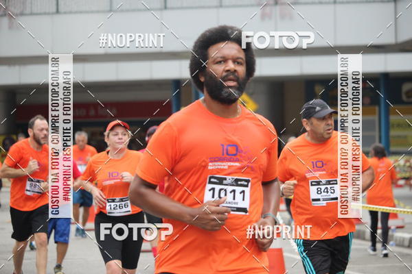 Buy your photos of the event10 Corrida Internacional Shopping - Guarulhos on Fotop