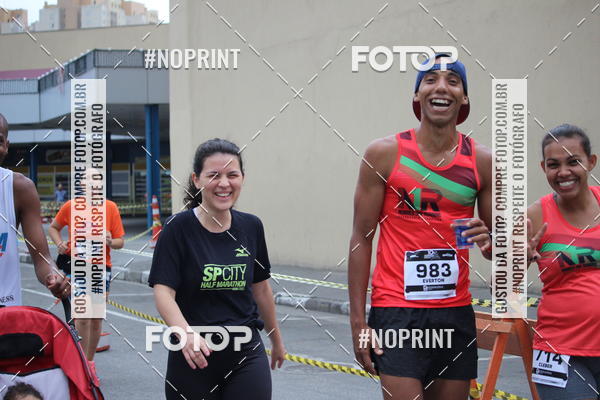 Buy your photos of the event10 Corrida Internacional Shopping - Guarulhos on Fotop