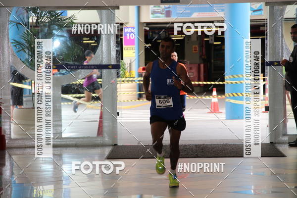 Buy your photos of the event10 Corrida Internacional Shopping - Guarulhos on Fotop